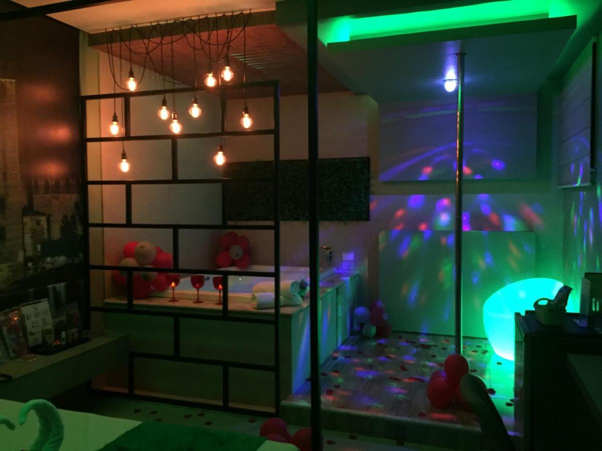 Imperium Inn Motel (Adults Only) Nova Ponte Ngoại thất bức ảnh