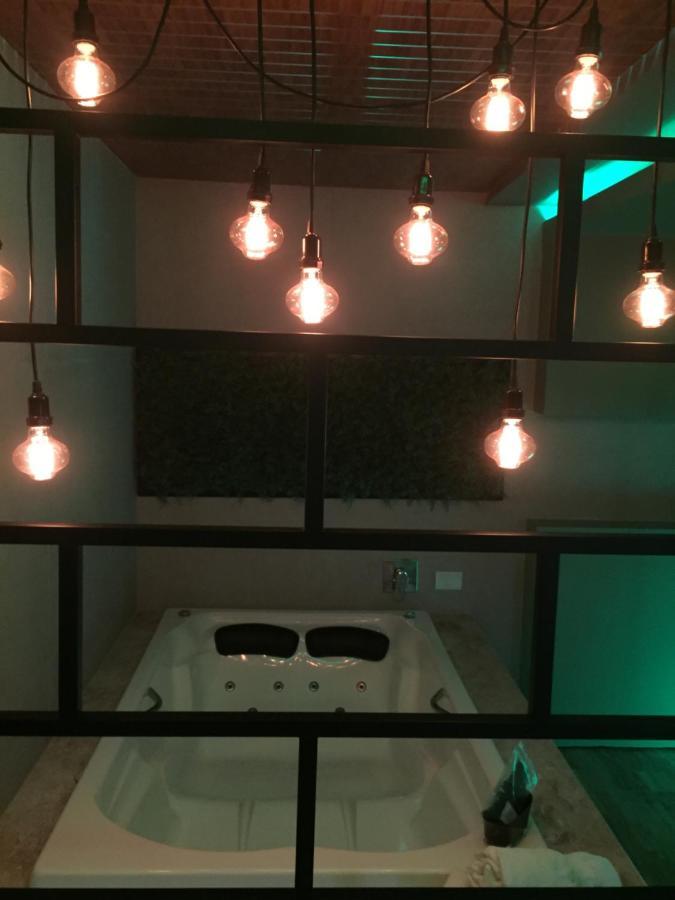 Imperium Inn Motel (Adults Only) Nova Ponte Ngoại thất bức ảnh