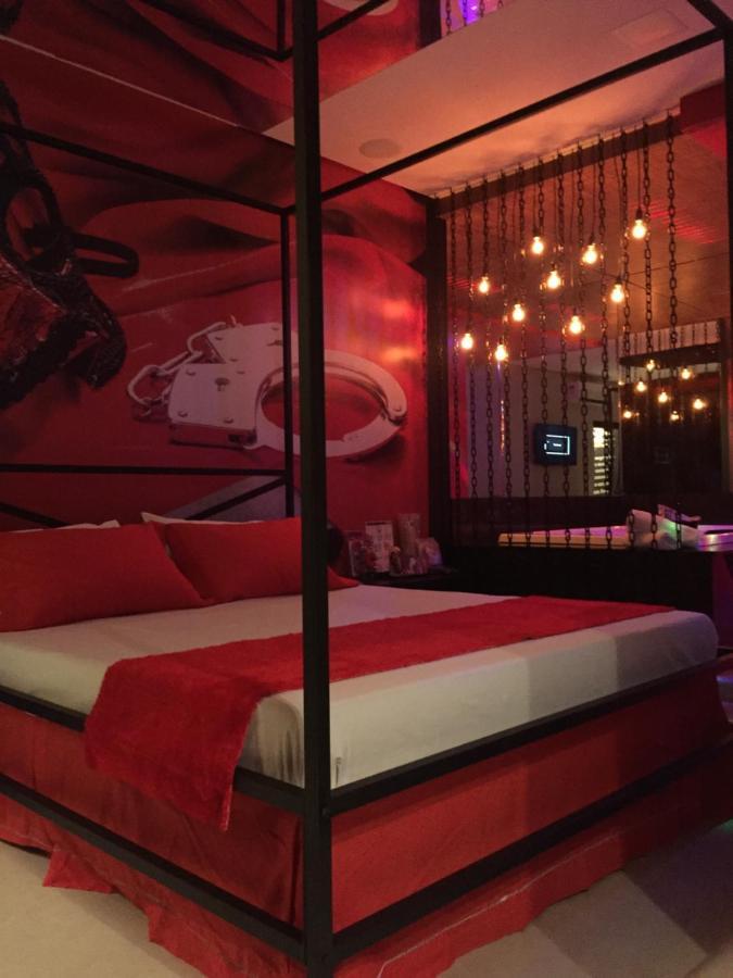 Imperium Inn Motel (Adults Only) Nova Ponte Ngoại thất bức ảnh