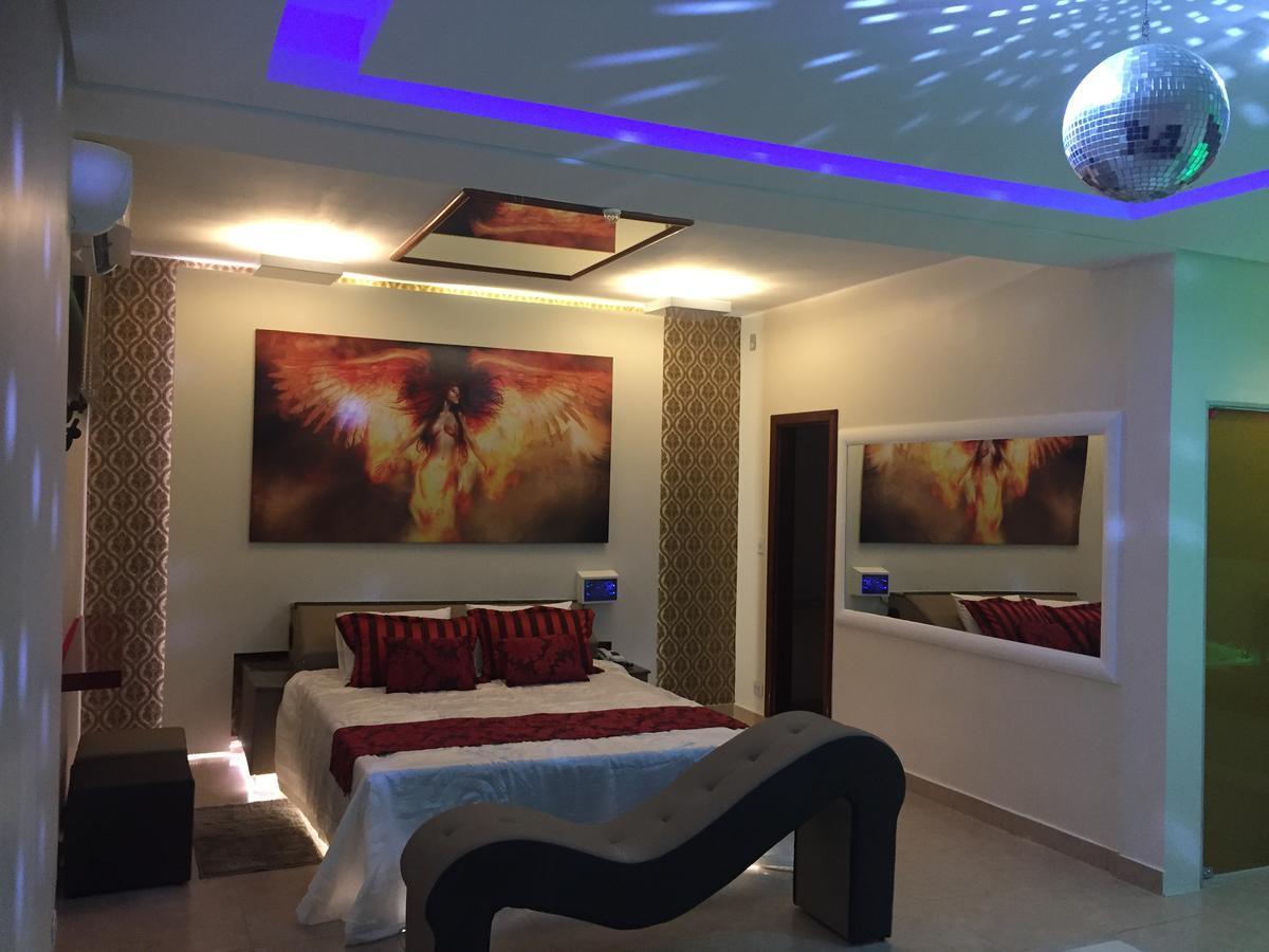 Imperium Inn Motel (Adults Only) Nova Ponte Ngoại thất bức ảnh
